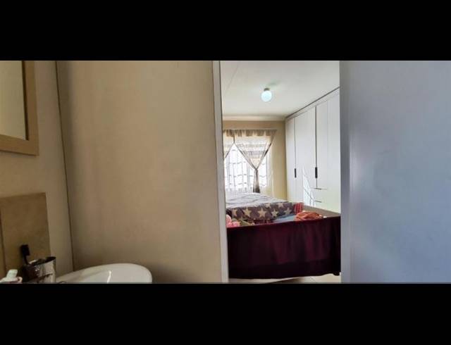 3 BEDROOM HOUSE FOR SALE IN SKY CITY